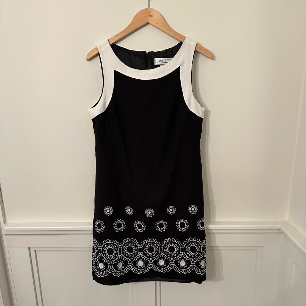 Jessica Howard Chic Black and White Embroidered Midi Dress